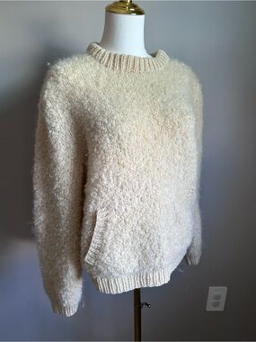 Vintage handmade Cozy Cream wool Crewneck Sweater warm soft comfort natural